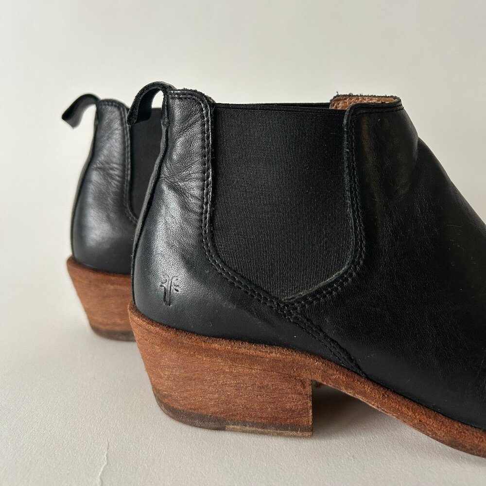 Frye ankle bootie